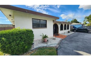 947 SW 51st Ave, Plantation, FL 33317 Sold 02/14/25