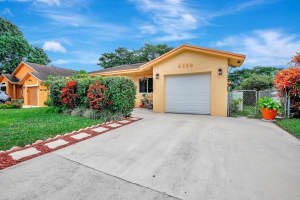 9338 NW 53rd Ct, Sunrise, FL 33351 Sold 02/11/25