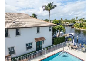 1359 SE 3rd Ave, Pompano Beach, FL 33060 Sold 05/08/25
