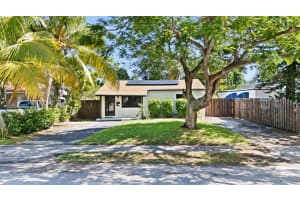 1424 NE 1st Ave, Fort Lauderdale, FL 33304 Sold 01/03/25