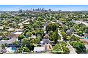 1424 NE 1st Ave, Fort Lauderdale, FL 33304 Sold 01/03/25