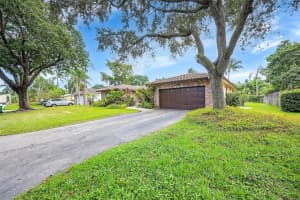 9720 NW 1st Pl, Coral Springs, FL 33071 Sold 04/23/25