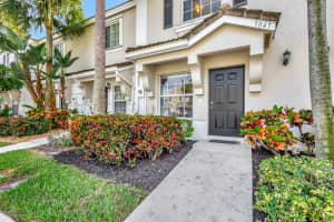 5047 Palmbrooke Cir 5047, West Palm Beach, FL 33417 Sold 11/10/25