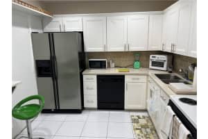 6101 N Falls Circle Dr 107, Lauderhill, FL 33319 Sold 06/18/25