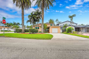 1202 Buchanan St, Hollywood, FL 33019 Sold 02/18/25