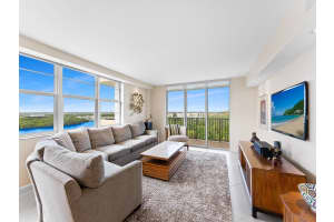 2121 N Ocean Blvd 1102e, Boca Raton, FL 33431 Sold 04/30/25
