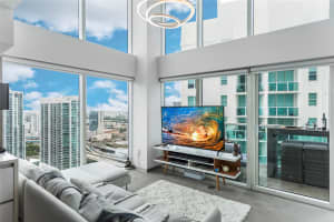 41 SE 5th St 2217, Miami, FL 33131 Sold 04/07/25