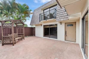 2780 SW 15th St 2780, Deerfield Beach, FL 33442 Sold 04/25/25