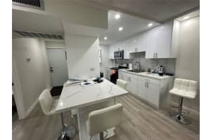 111 Royal Park Dr 4h, Oakland Park
