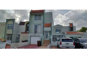 3830 W 9th Way #4, Hialeah, FL 33012 Sold 12/30/24