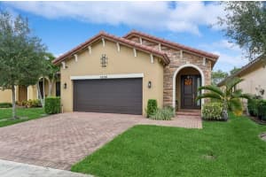 5206 NW 48th Ln, Tamarac, FL 33319 Sold 01/31/25