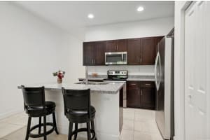 5206 NW 48th Ln, Tamarac, FL 33319 Sold 01/31/25