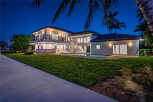 2320 NE 32nd Court, Lighthouse Point, FL 33064 - MLS#F10471703