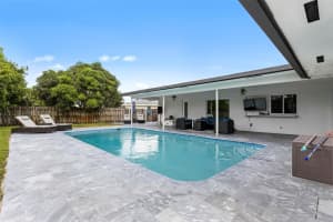 1141 SW 75th Ter, Plantation, FL 33317 Sold 02/14/25