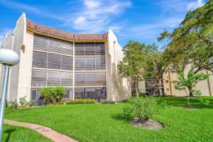 6555 W Broward Blvd 401, Plantation, FL 33317 Sold 01/21/25