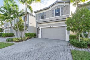 4530 NW 48th Ter, Tamarac, FL 33319 Sold 01/08/25