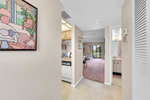 10101 Sunrise Lakes Blvd 305, Sunrise, FL 33322 - MLS#F10471767