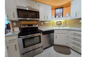 3300 NE 36th St 114, Fort Lauderdale, FL 33308 Sold 07/09/25