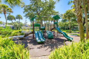 2805 HAMPTON CIRCLE EAST, Delray Beach, FL 33445 Sold 01/28/25