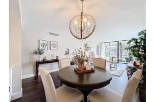 5601 Coral Lake Dr 101, Margate, FL 33063 Sold 01/31/25