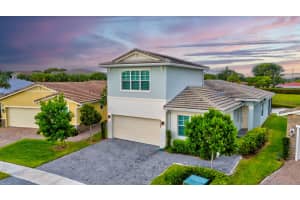 4284 Rosa Dr, Pompano Beach, FL 33064 Sold 02/07/25