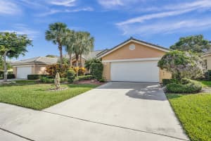 8946 Brittany Lakes Dr, Boynton Beach, FL 33472 Sold 03/27/25