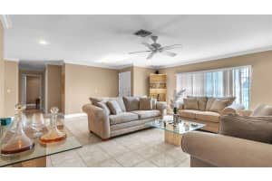 7101 SW 9th St, Plantation, FL 33317 Sold 04/14/25