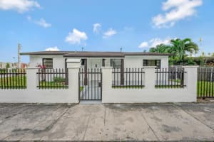10700 SW 216th St, Miami, FL 33170 Sold 03/17/25