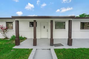 10700 SW 216th St, Miami, FL 33170 Sold 03/17/25
