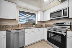 9681 Sunrise Lakes Blvd 304, Sunrise, FL 33322 Sold 03/27/25