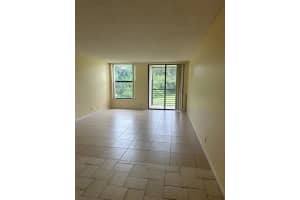 8050 W Mcnab Rd 210, Tamarac, FL 33321 - MLS#F10472044