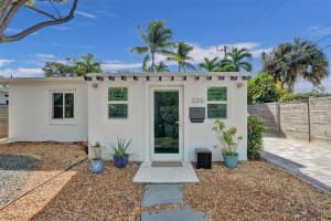 320 SW 13th St, Fort Lauderdale, FL 33315 Sold 01/31/25