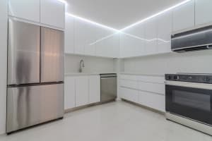 401 Golden Isles Dr 802, Hallandale Beach, FL 33009 Sold 12/20/24