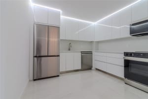 401 Golden Isles Dr 802, Hallandale Beach, FL 33009 Sold 12/20/24