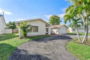 7320 NW 45TH CT, Lauderhill, FL 33319 Sold 02/07/25