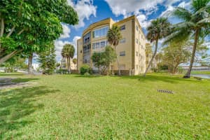 MLS# F10472090, Lauderdale Lakes, Florida 33319