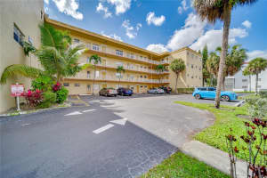MLS# F10472090, Lauderdale Lakes, Florida 33319