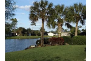 167 Parkwood Dr, Royal Palm Beach, FL 33411 Sold 02/27/25