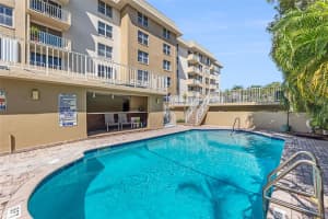 1050 Se 15th St 404, Fort Lauderdale