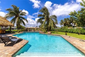 1721 Sw 54th Ter Plantation, FL 33317 - Off Market