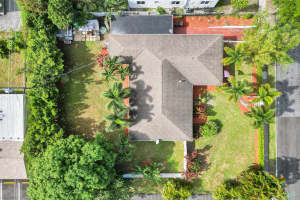 1004 Avon Rd, West Palm Beach, FL 33401 Sold 01/17/25