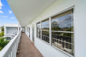 4047 Cambridge C 4047, Deerfield Beach, FL 33442 - MLS#F10472211