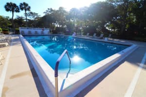 4020 W Palm Aire Dr 403, Pompano Beach, FL 33069 Sold 01/24/25