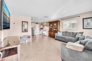 4903 NW 26th Ter, Tamarac, FL 33309 Sold 04/11/25