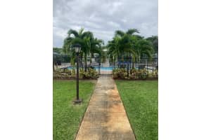 3001 NW 4th Ter 158, Pompano Beach, FL 33064 Sold 11/21/24