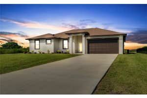 6053 Kumquat Cir, Labelle, FL 33935 Sold 06/23/25