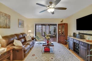 5141 W Oakland Park Blvd 202, Lauderdale Lakes, FL 33313 Sold 02/18/25