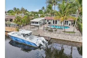 130 SE 9th St, Pompano Beach, FL 33060 Sold 08/26/25