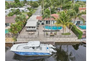 130 SE 9th St, Pompano Beach, FL 33060 Sold 08/26/25