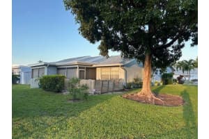 4170 Lucerne Villas Ln 5760, Lake Worth, FL 33467 Sold 03/20/25
